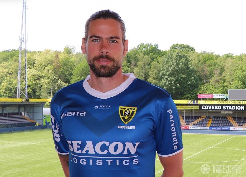 实时赛况-勒沃库森02年阵容