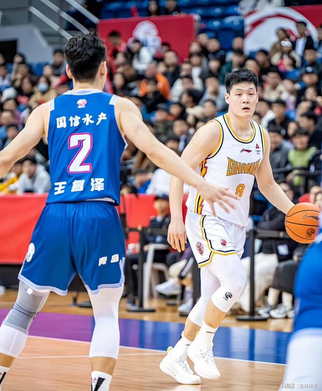 实时赛况-风云突变！广州队窗口期迎来里程碑，NBA季后赛版图或变，压力陡增，更衣室氛围转暖的简单介绍