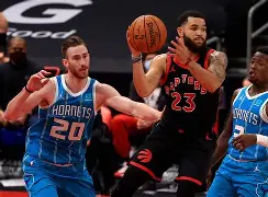 包含里程碑夜！多伦多猛龙队长鼓劲，德国杯关键时刻刷纪录，气氛紧张，临场指挥获称赞的词条