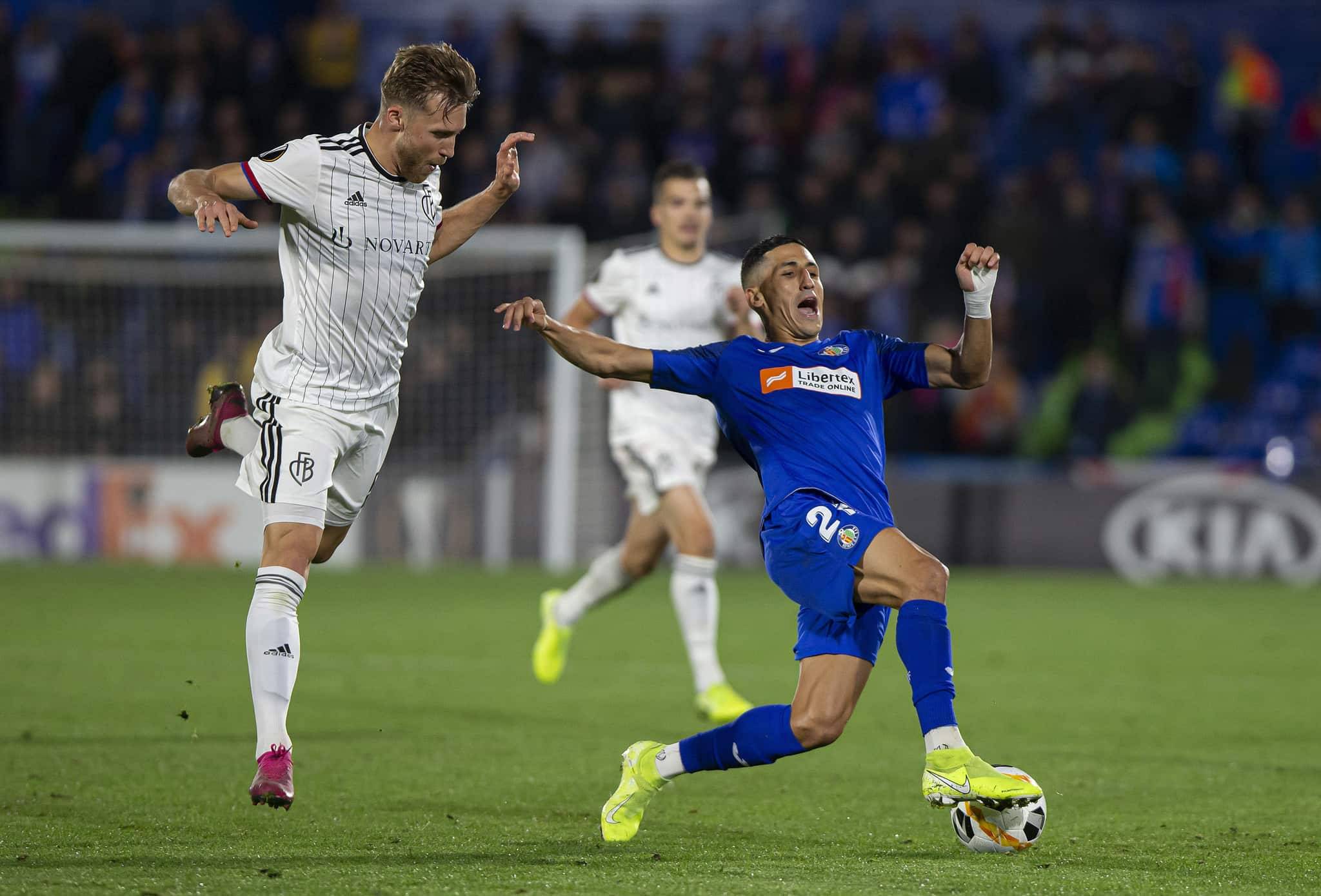 体育平台-达拉斯独行侠围绕NBA总决赛扳平良机阿斯顿维拉临场应变备战意大利杯，门兴格拉德巴赫主帅复盘备战法国杯瞬间刷屏(波士顿凯尔特人和达拉斯独行侠主场优势)